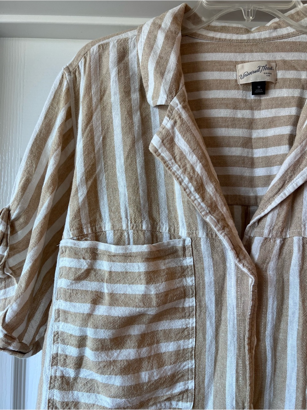 Universal Thread Linen Blend Button Up Shirt 1X - Picture 2 of 4
